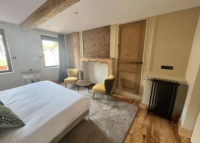 Appartement Détente Parfaite Le Centre Jacuzzi Sauna *